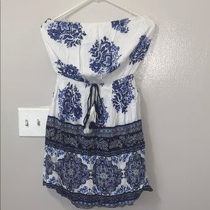 White and blue printed strapless mini dress